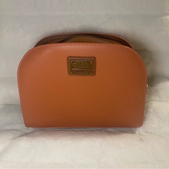 Excellent Condition Loungefly Star Wars The Mandalorian The Child Cradle Bag - Picture 5 of 11